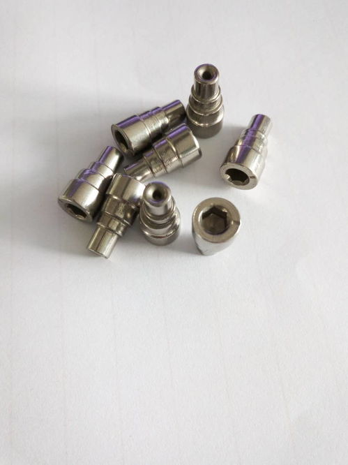 本公司可定制非標(biāo)類各種緊固件